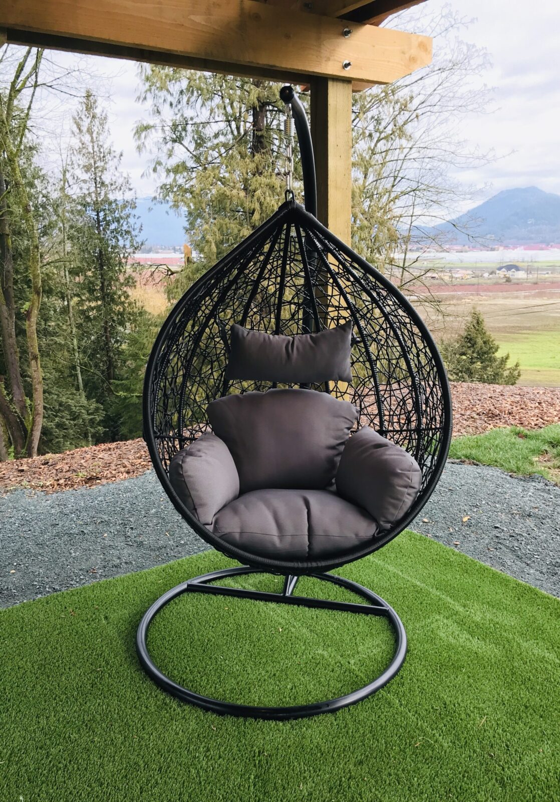 Teardrop swing with dark grey cushion image 0