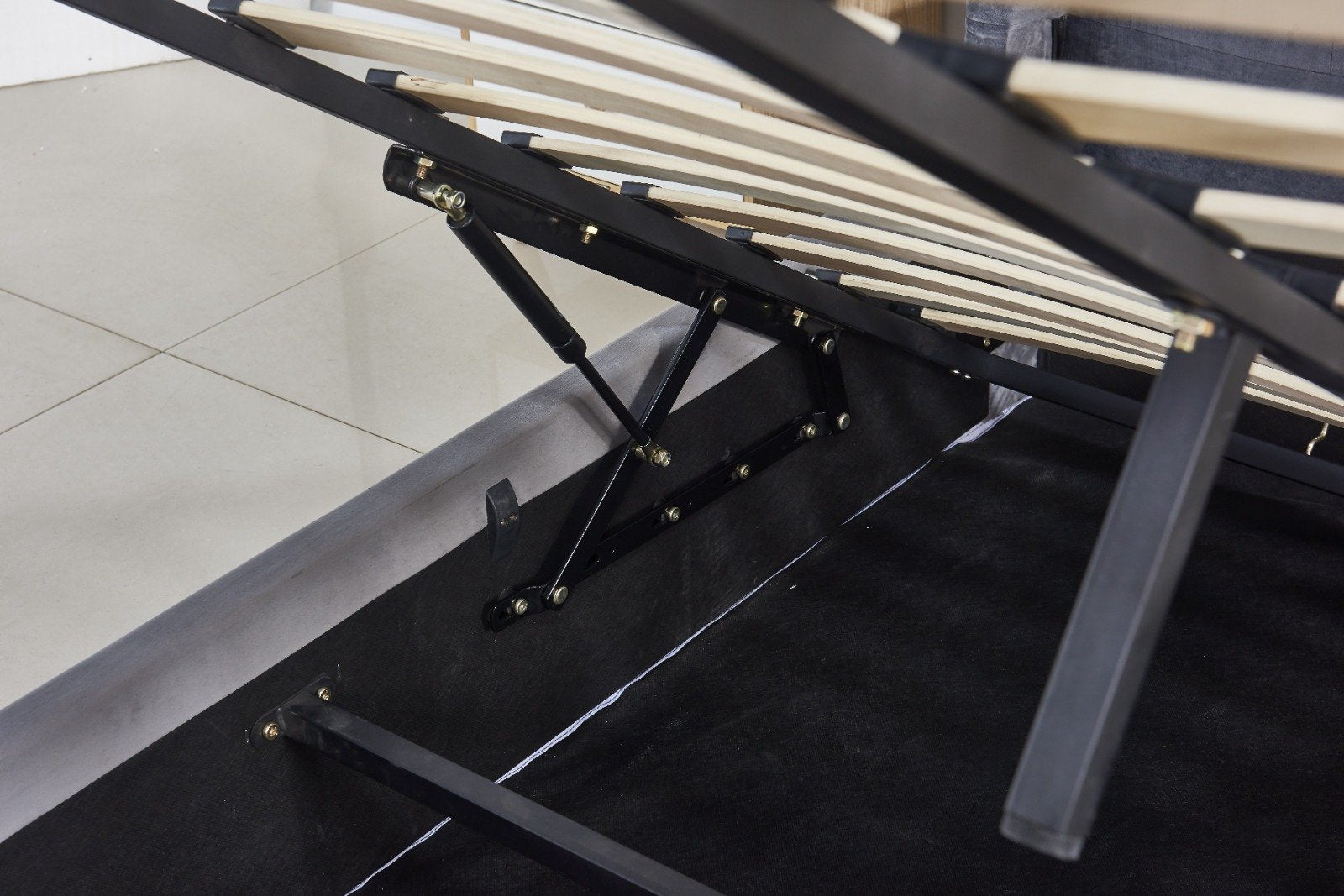 Pluto king bedframe -hydrallic storage bed - velvet grey image 6