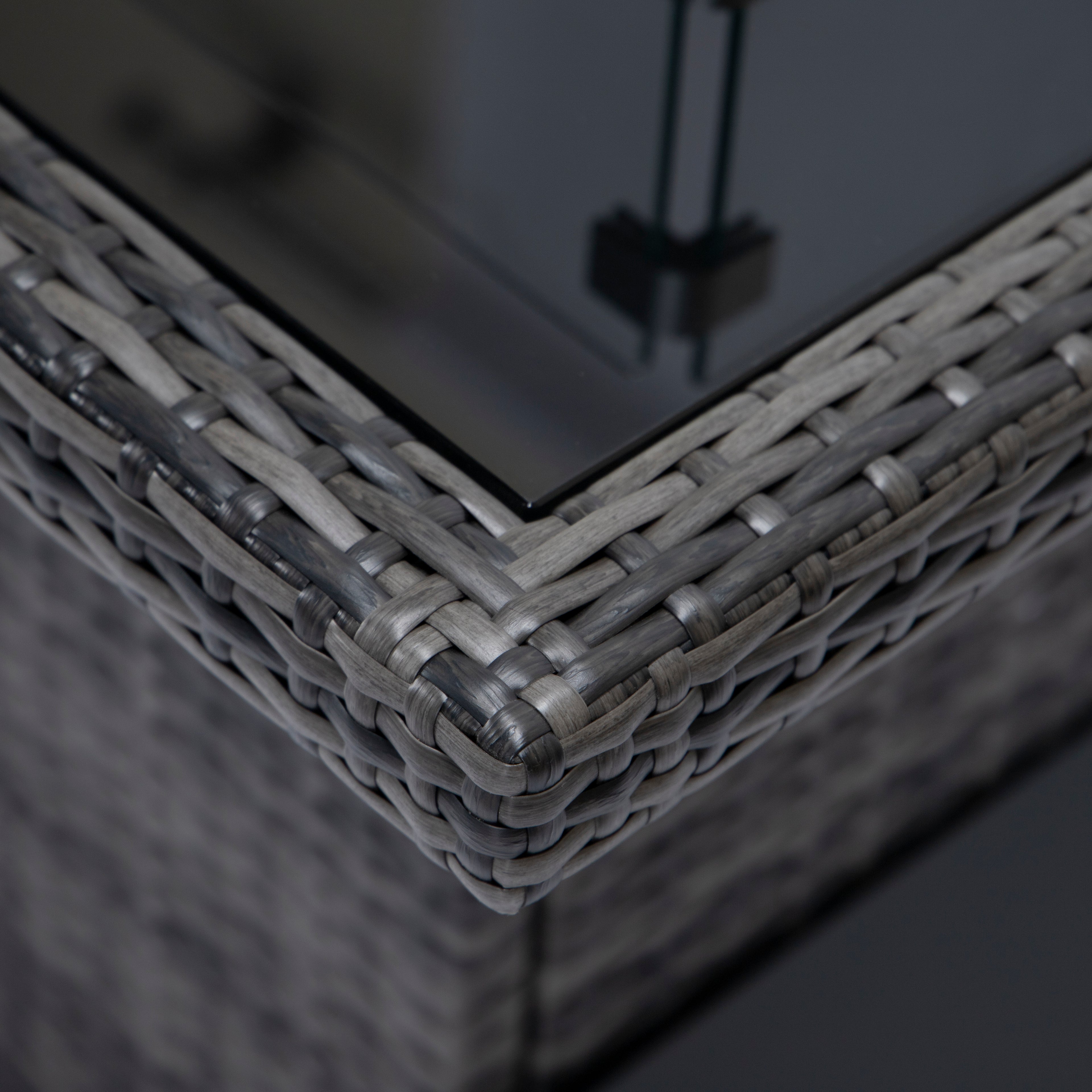 Wicker fire table - Grey